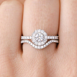 0-25-ct-round-shaped-moissanite-halo-engagement-ring