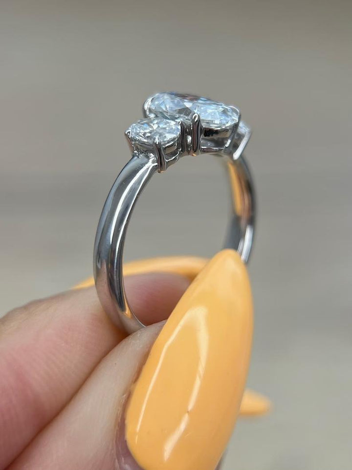 Oval three-stone engagement ring, Oval side stone engagement ring, Oval cathedral engagement ring, Oval bezel engagement ring, Oval tension set engagement ring, Oval split shank engagement ring, Oval channel set engagement ring, Oval swirl engagement ring