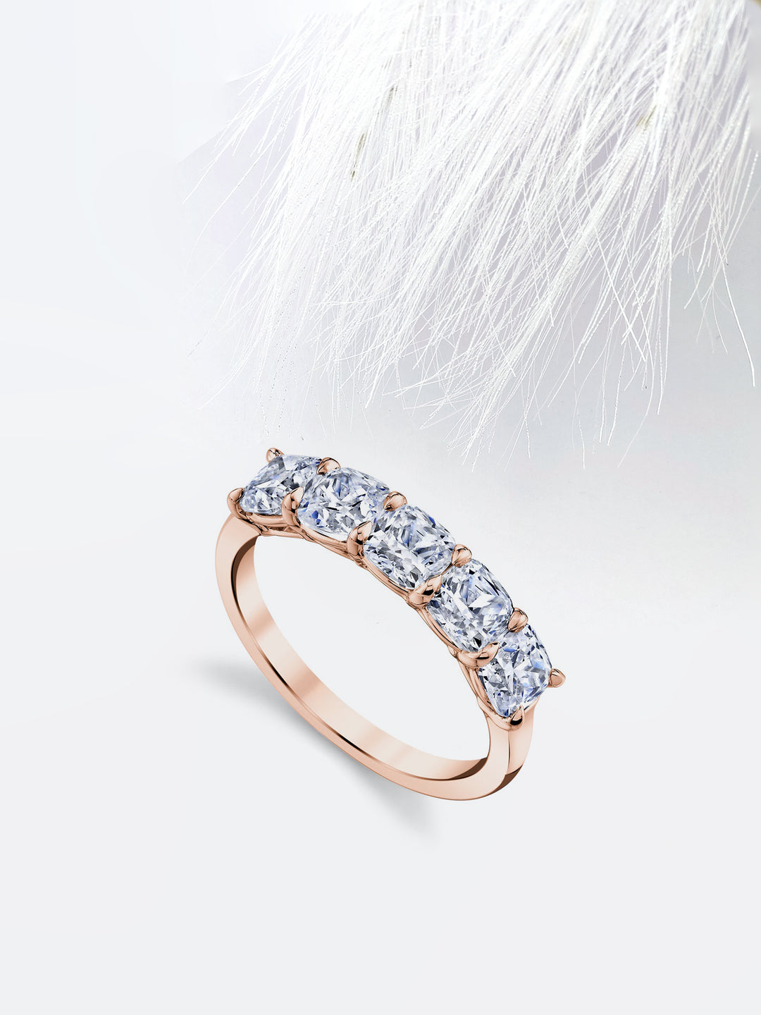 Cushion FG-VS1 Lab Grown Diamond Five Stone Wedding Band