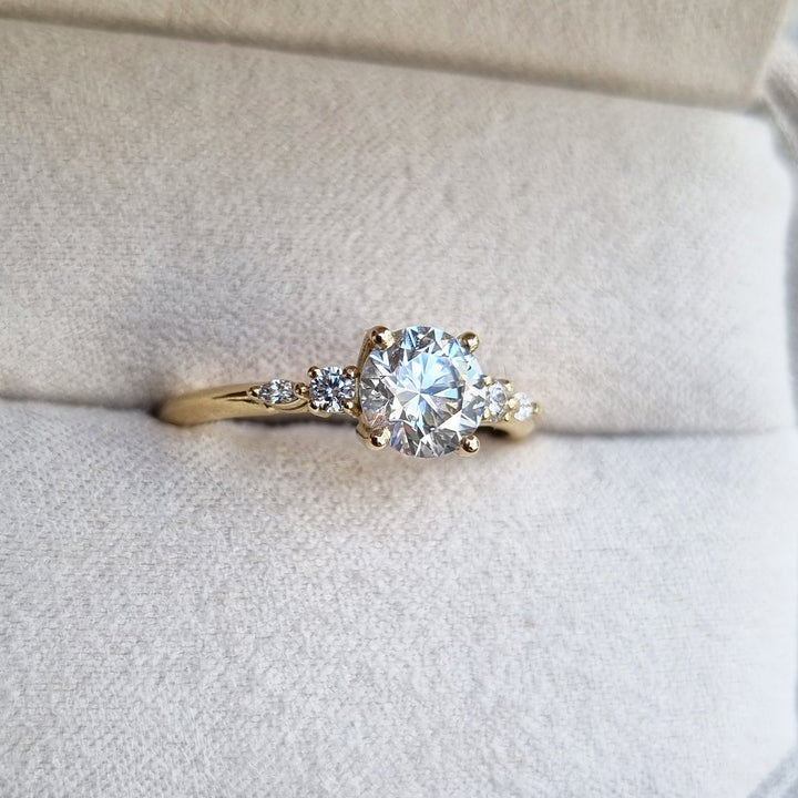 1-0-ct-round-pave-setting-d-vs1-lab-grown-diamond-engagement-ring