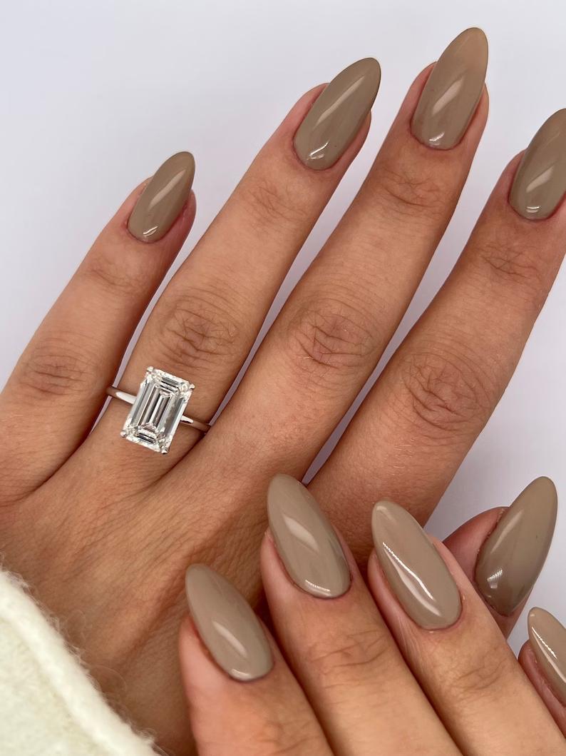 Emerald cheap diamond engagement ring, Emerald top-rated diamond engagement ring, Emerald online diamond engagement ring, Emerald handmade diamond engagement ring, Emerald custom diamond engagement ring, Emerald made-to-order diamond engagement ring, 