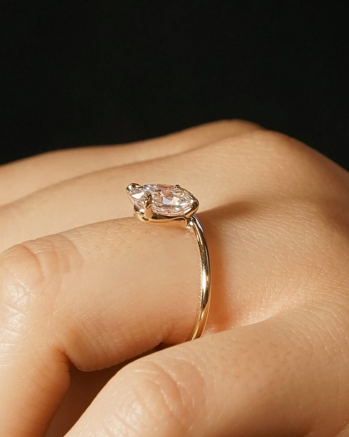 1.0 -3.0 CT Oval Cut Lab Grown Diamond Solitaire Engagement Ring