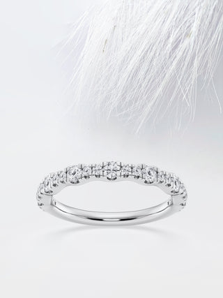 Round FG-VS2 Lab Grown Diamond Scalloped Wedding Band