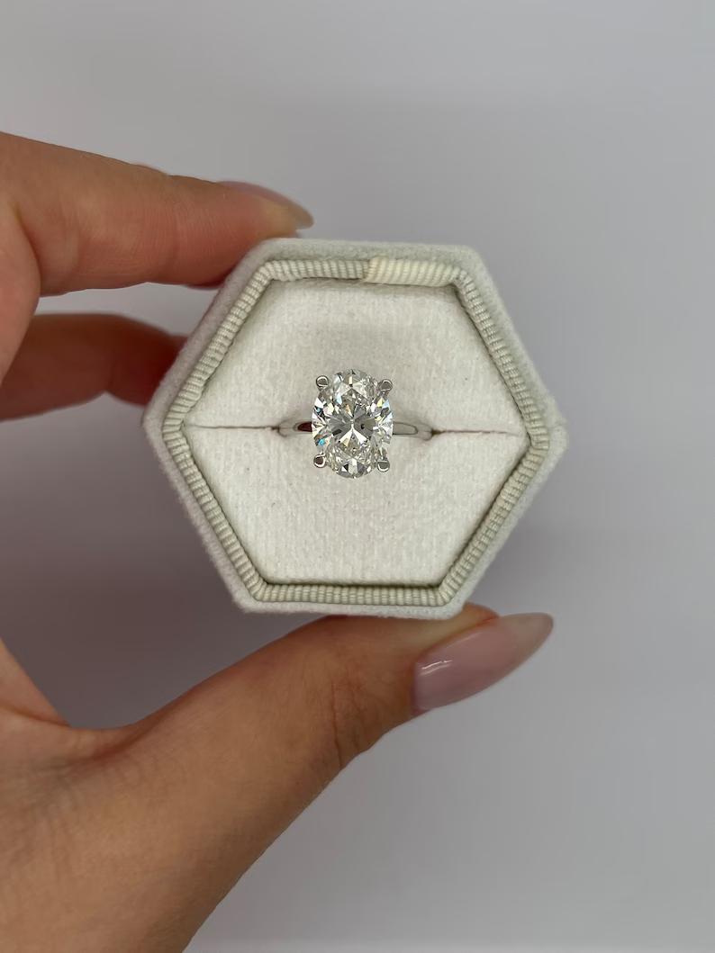 Oval custom diamond engagement ring, Oval affordable diamond engagement ring, Oval luxury diamond engagement ring, Oval discount diamond engagement ring, 