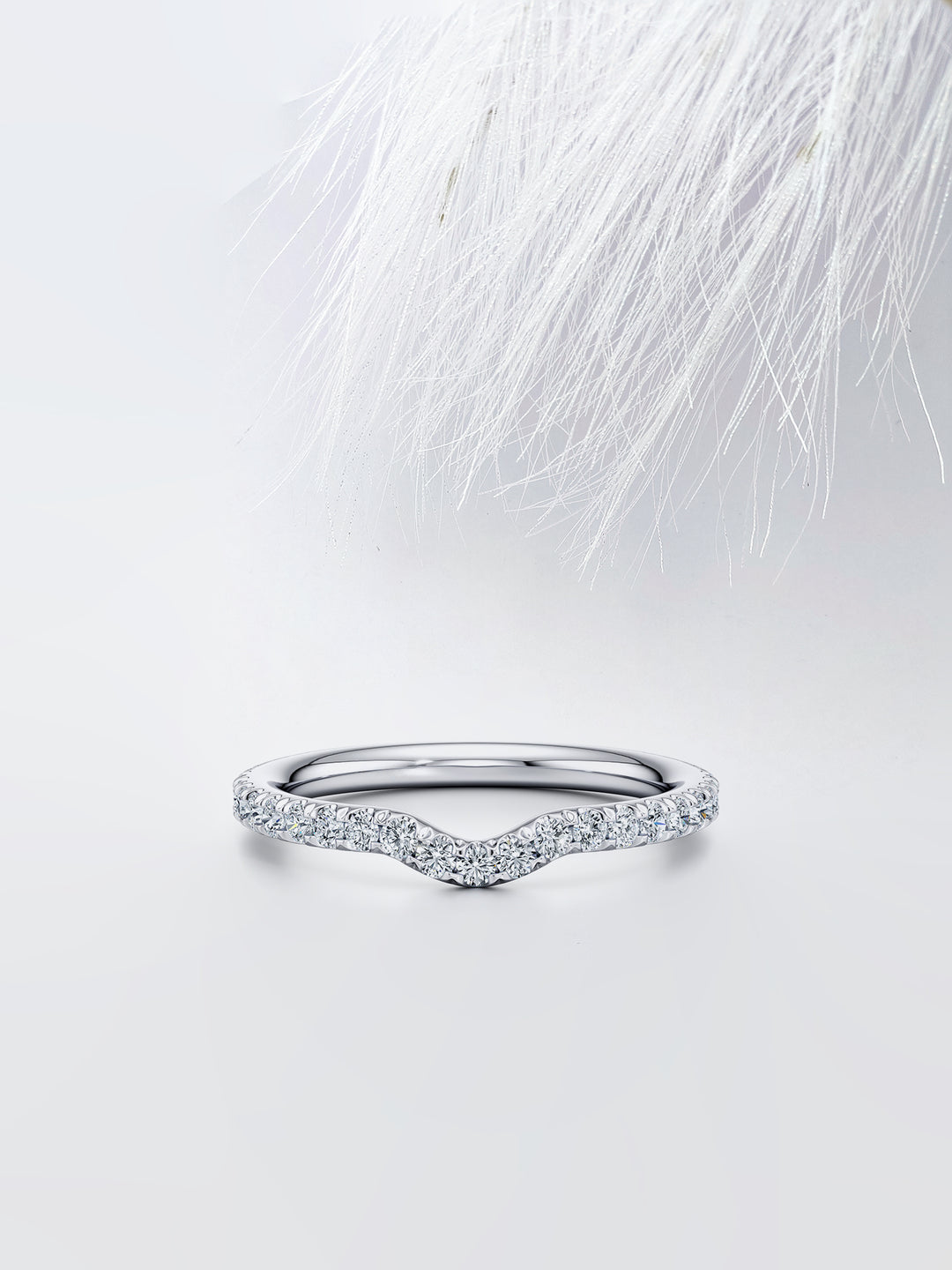 Round FG-VS1 Lab Grown Diamond Curved Half Eternity Band