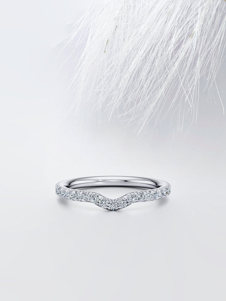Round FG-VS1 Lab Grown Diamond Curved Half Eternity Band