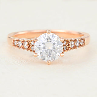 0-88-ct-round-shaped-moissanite-solitaire-engagement-ring