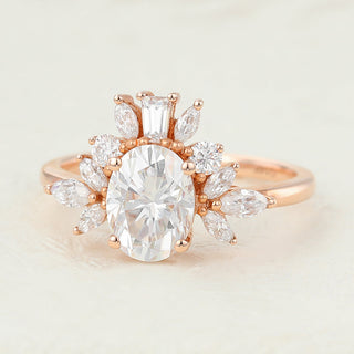 oval-shaped-moissanite-cluster-engagement-ring-11