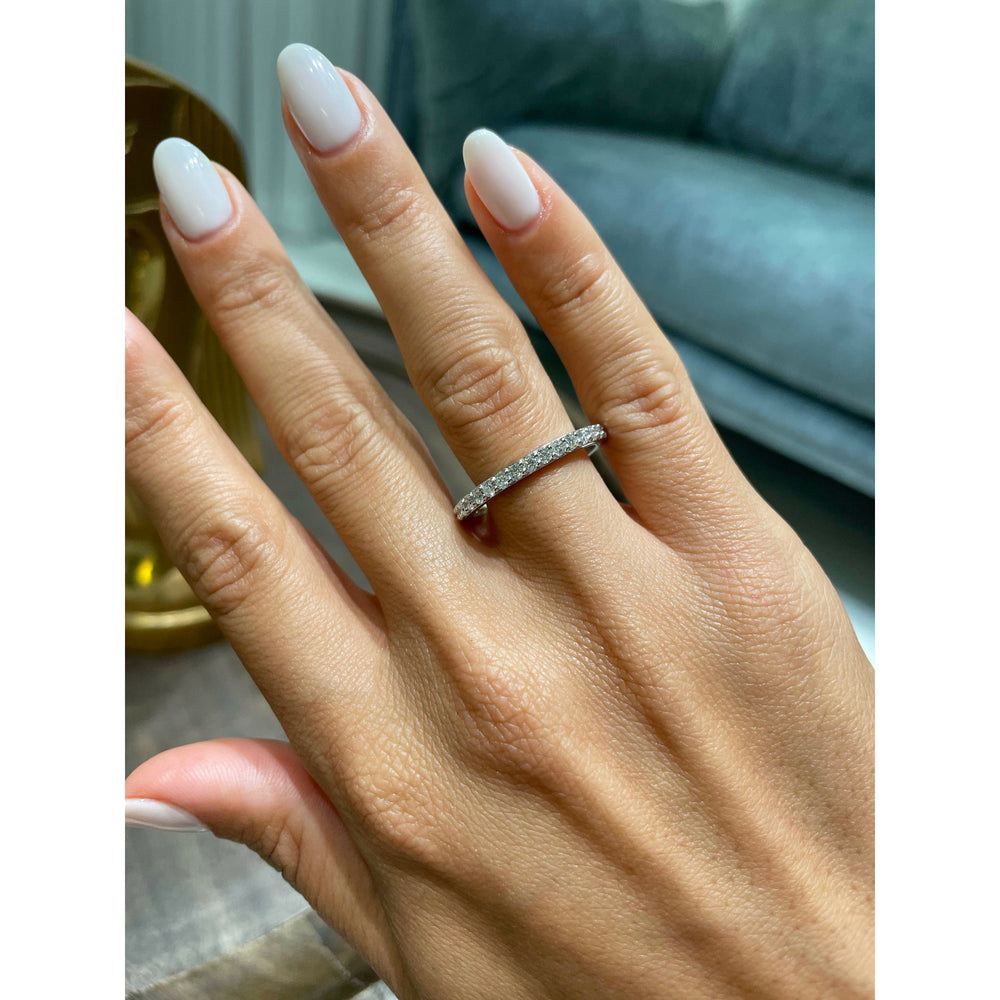 0-5-ct-round-half-eternity-cvd-ef-vvs-diamond-wedding-band