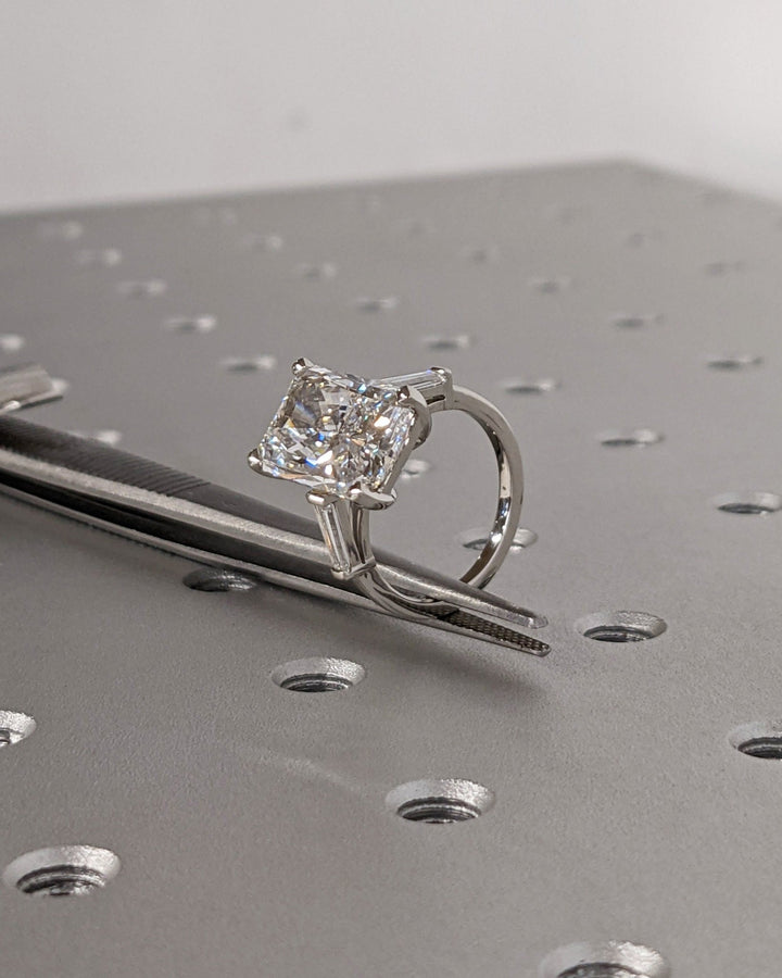 Luxury bridal ring with radiant lab diamond centerpiece