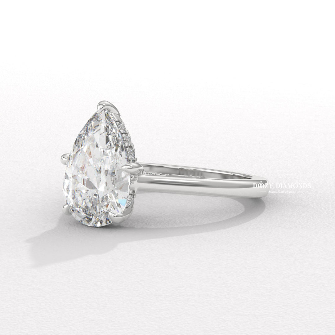 Platinum asscher bridge ring
White gold asscher bridge ring
Yellow gold asscher bridge ring
Rose gold asscher bridge ring
