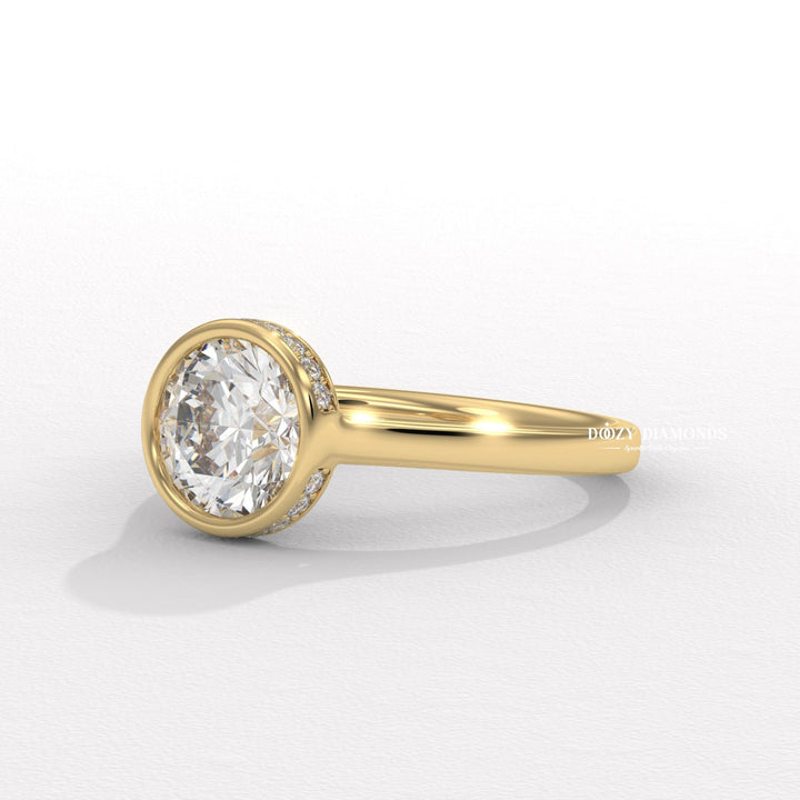 Sleek Bezel Set Engagement Ring
8. Modern Minimalist Bezel Ring
9. Secure Bezel Setting Diamond Ring