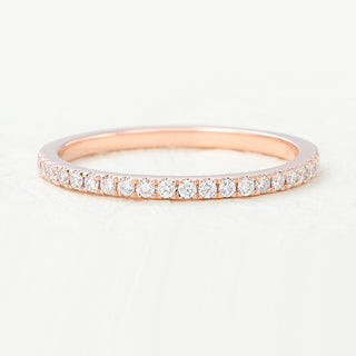 round-shaped-moissanite-half-eternity-wedding-band