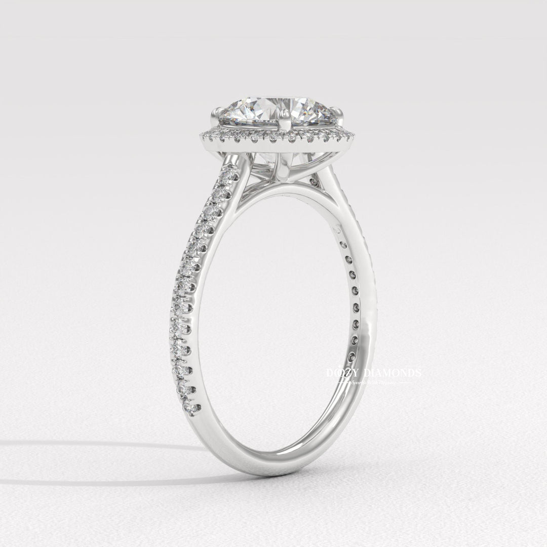 Round brilliant cut diamond engagement ring, Round ideal cut diamond engagement ring, Round excellent cut diamond engagement ring, Round very good cut diamond