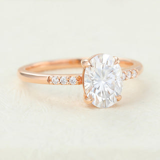 oval-shaped-moissanite-pave-setting-engagement-ring-8