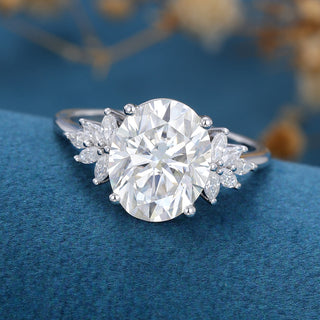 oval-shape-moissanite-cluster-engagement-ring