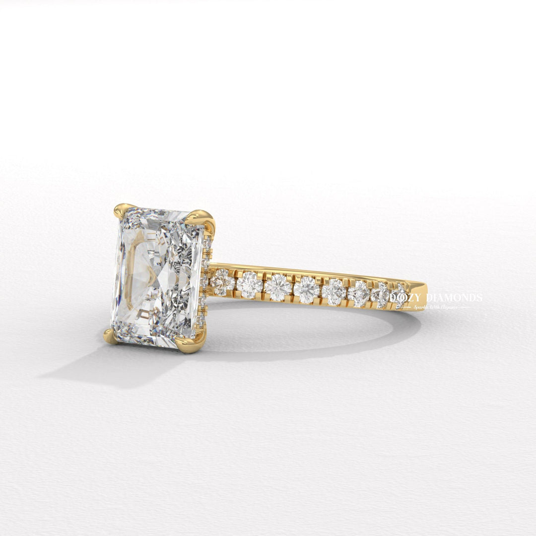 Fine Jewelry
Luxury Jewelry
Affordable Engagement Ring
Conflict Free