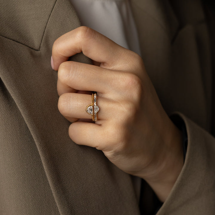Elegant engagement ring, Whimsical engagement ring, Chic engagement ring, Glamorous engagement ring, Sophisticated engagement ring, Trendy engagement ring,
