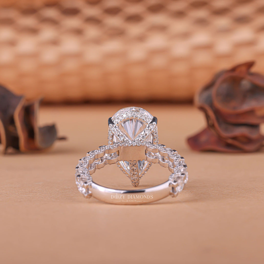 Gold engagement ring, White gold engagement ring, Yellow gold engagement ring, Rose gold engagement ring, Vintage engagement ring, Antique engagement ring, Modern engagement ring