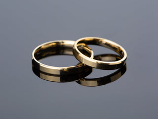 3.0mm Solid Gold Beveled Edge Wedding Band