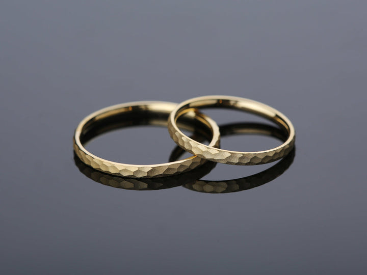 2.0mm Hammered Dome Wedding Band in Solid Gold