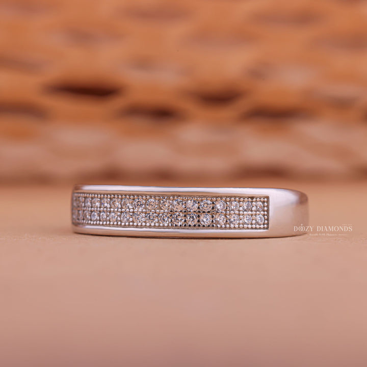 Subtle diamond wedding band, Striking diamond wedding band, Exquisite diamond wedding band, Gorgeous diamond wedding band, Beautiful diamond wedding band, Stunning diamond wedding band, 