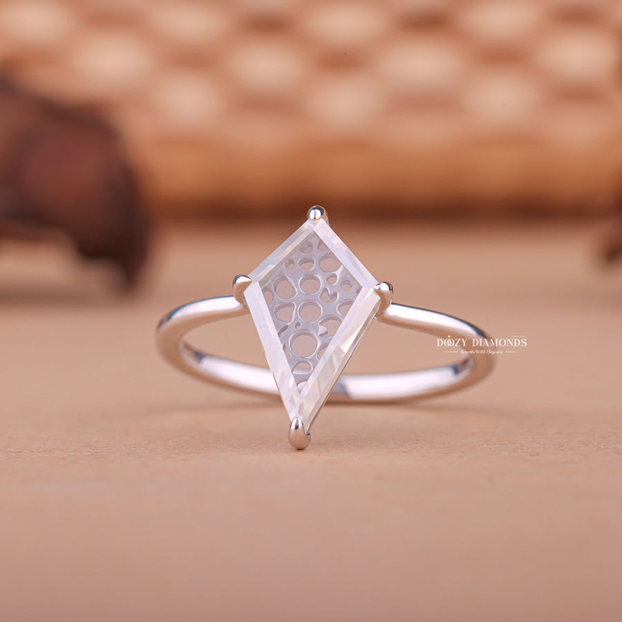 Lab grown diamond engagement rings for women, Affordable lab grown diamond rings online, Best lab grown diamond wedding bands, 