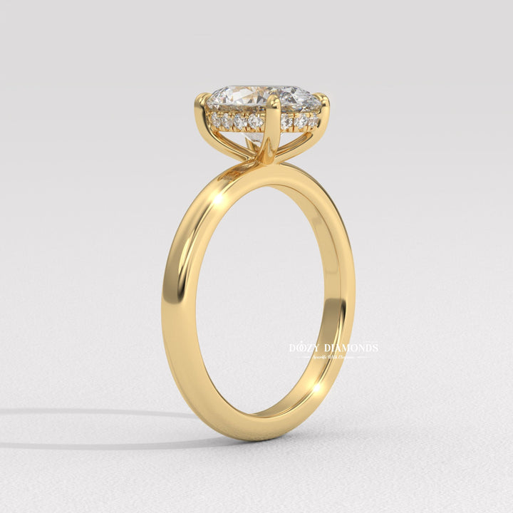 Yellow gold oval hidden halo ring
Buy oval diamond ring online
14k yellow gold oval engagement ring