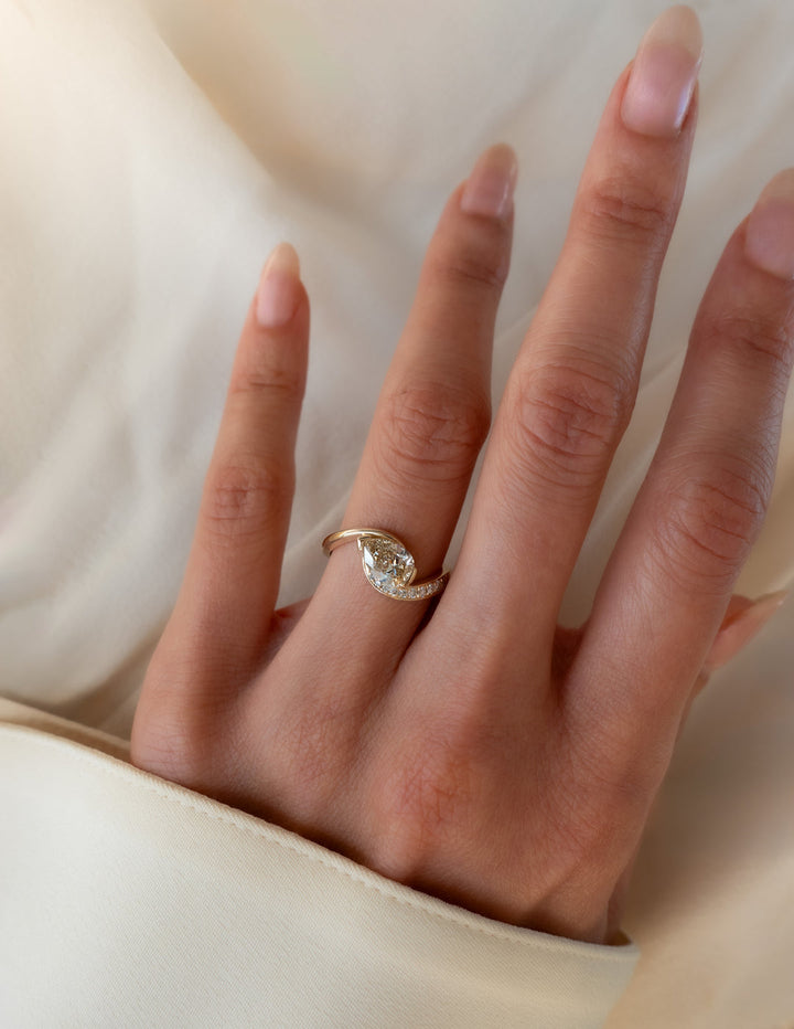 1.50CT-2.50CT Champagne Pear Cut Lab Grown Diamond Unique Engagement Ring
