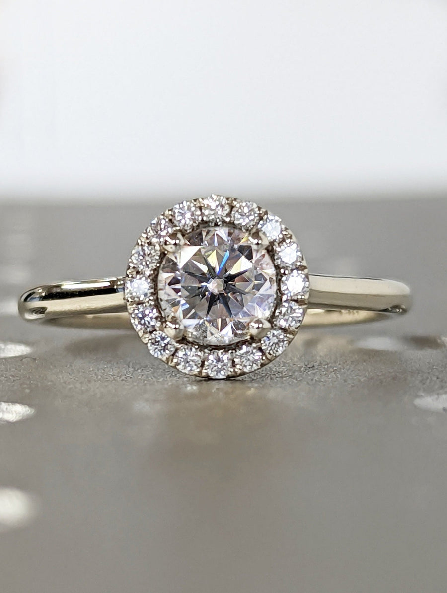 lab grown diamond ring,