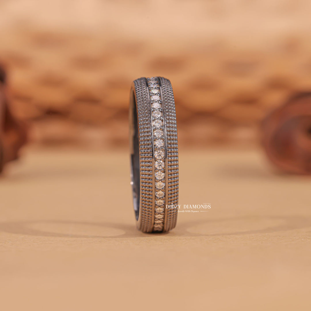 VintageStyleRing
FineJewelry
BridalBand
ClassicWeddingBand
