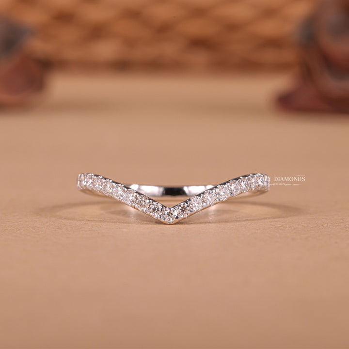 CurvedBand
CurvedRing
CurvedWeddingBand
CurvedRingBand