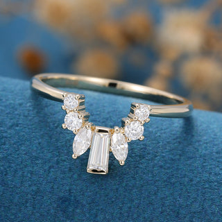 2-0-ct-round-marquise-baguette-shaped-moissanite-curved-wedding-band