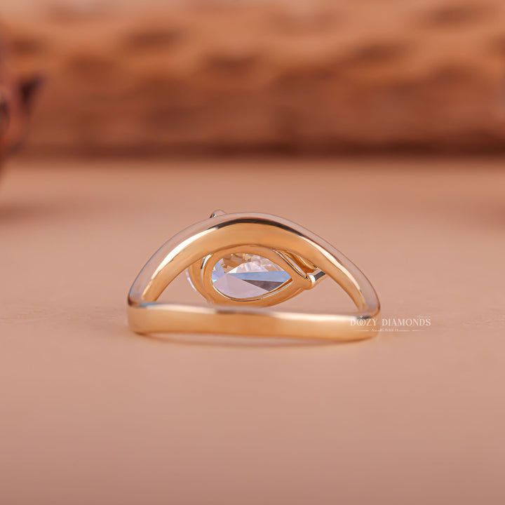 Custom East-West engagement rings, East-West diamond ring near me, East-West rings with financing,