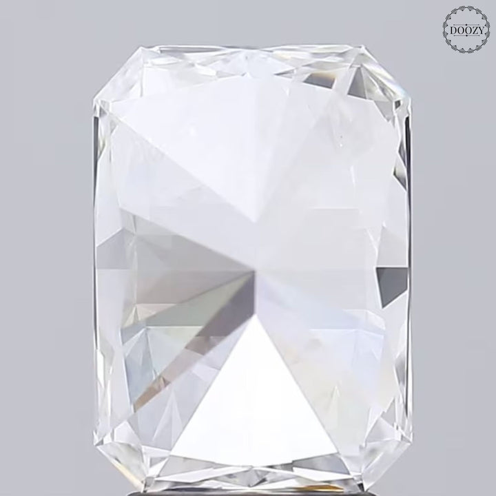 3.0CT Radiant Cut Lab-Grown Diamond