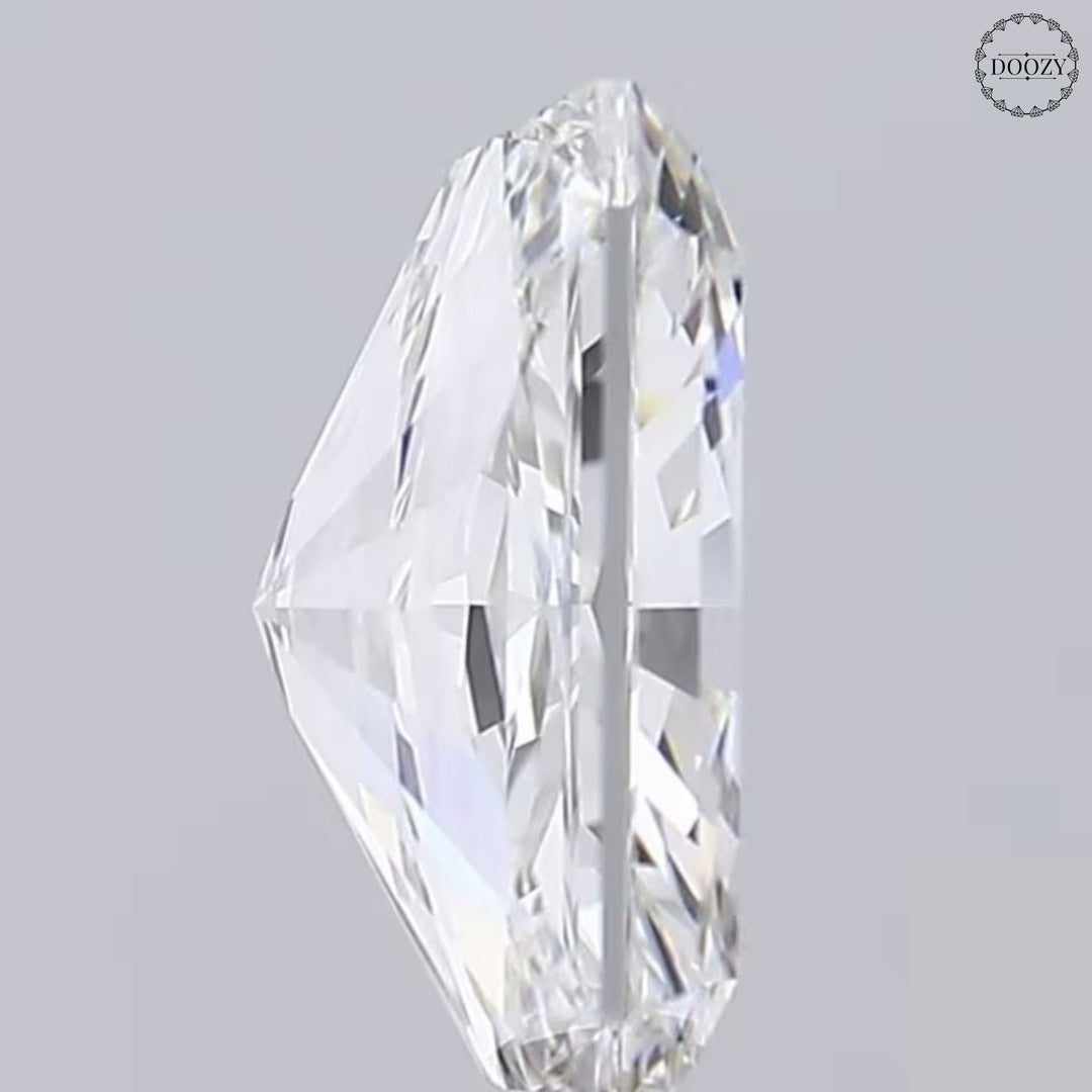 3.0CT Radiant Cut Lab-Grown Diamond