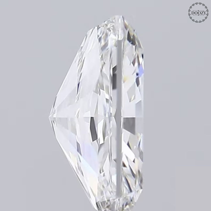 3.0CT Radiant Cut Lab-Grown Diamond