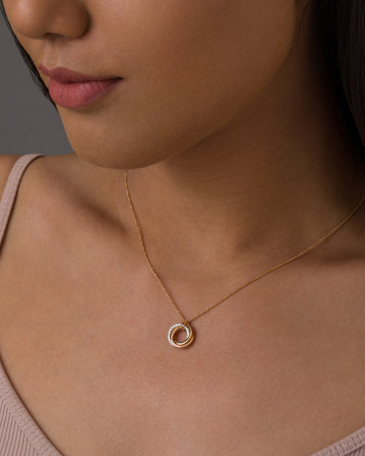 Round Cut Moissanite Interwined Tricolor Circle Diamond Necklace For Women