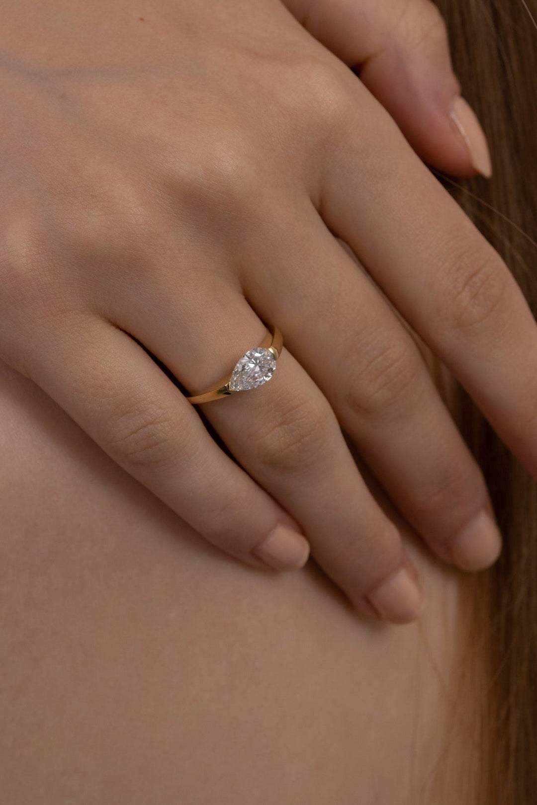 1.0CT-2.0CT Pear Cut Lab Grown Diamond Tension Set Engagement Ring