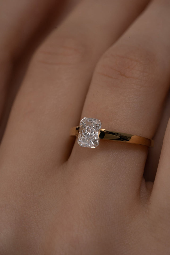 1.0CT-2.0CT Radiant Cut Lab Grown Diamond Solitaire Engagement Ring