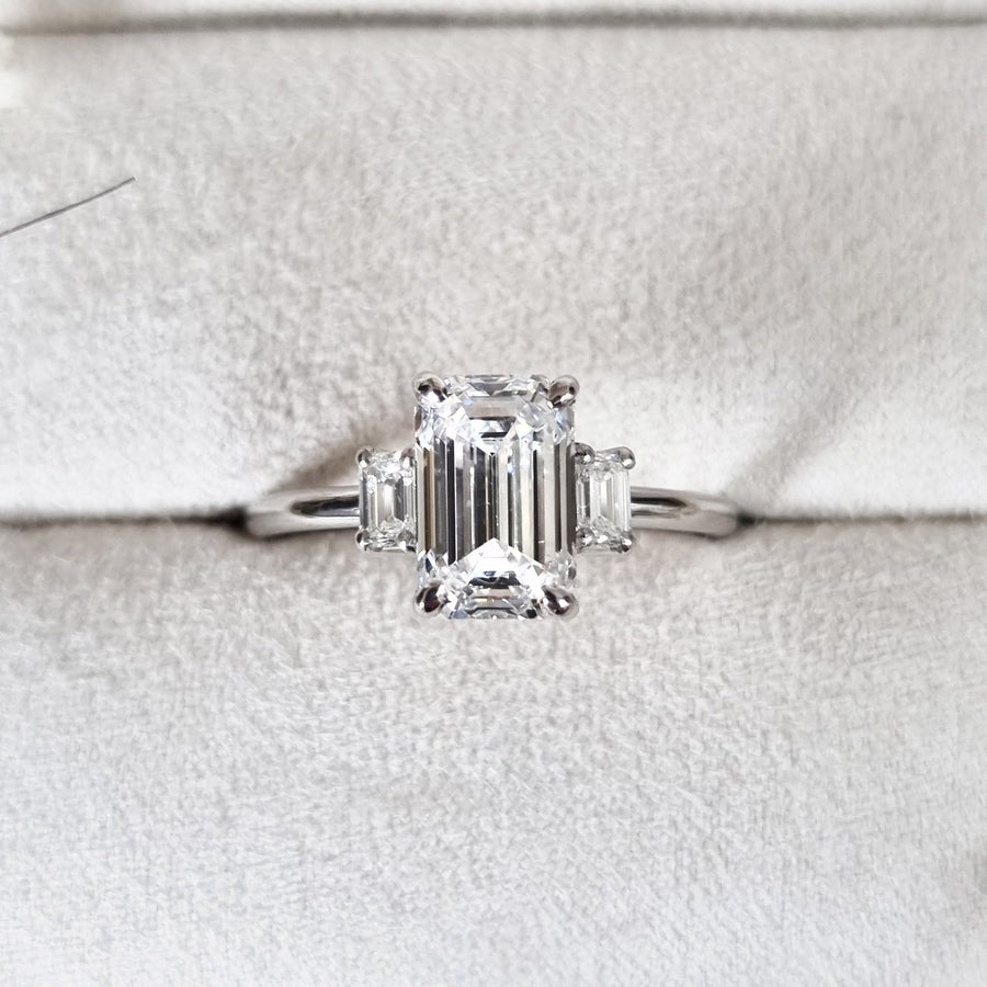1-30-ct-3-30-ct-emerald-three-stone-e-vs1-lab-grown-diamond-engagement-ring