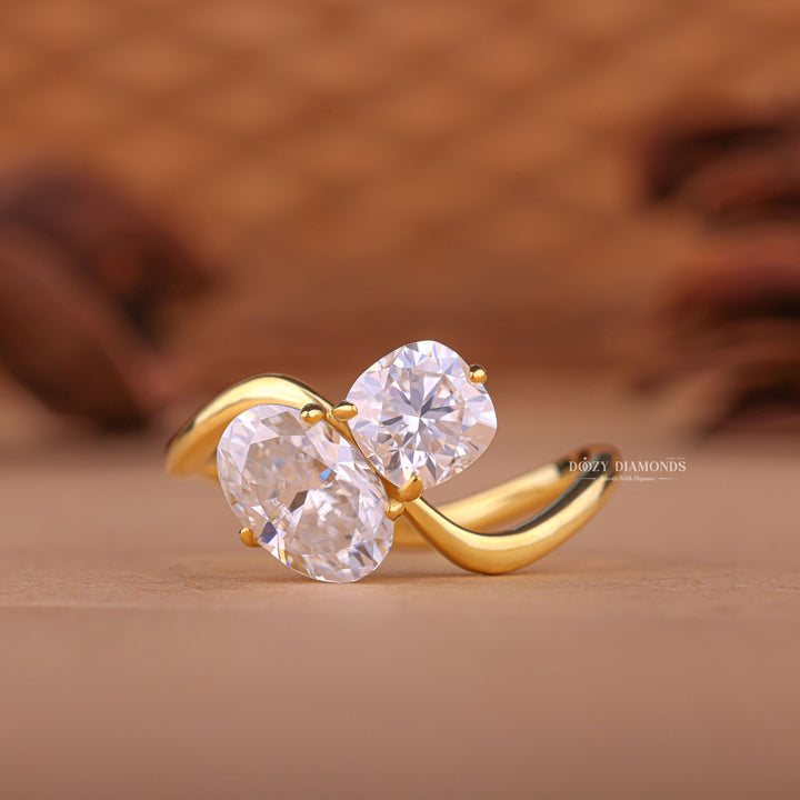 Designer Toi et Moi engagement rings, Toi et Moi engagement rings with side stones, White gold Toi et Moi diamond engagement ring,