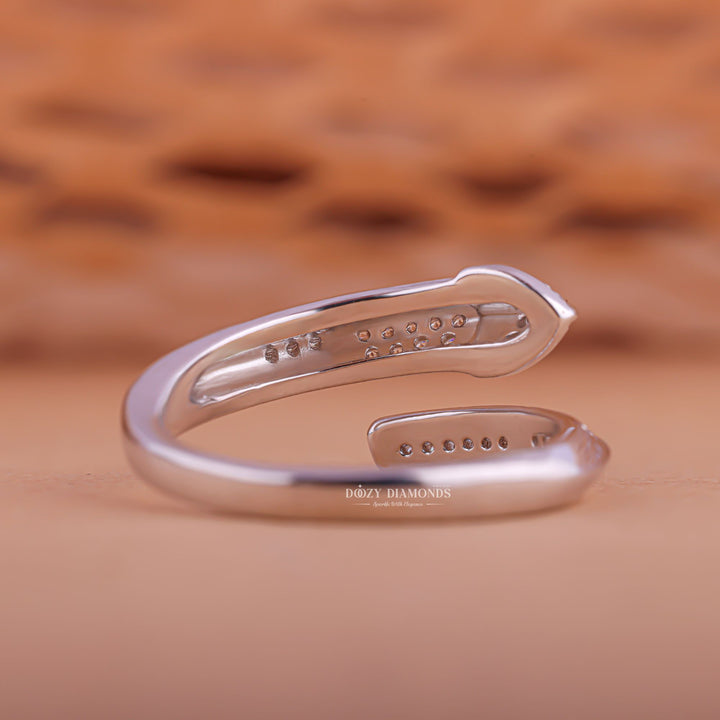 Yellow gold diamond wedding band, Rose gold diamond wedding band, Two-tone diamond wedding band, Certified diamond wedding band, Handcrafted diamond wedding band, Artisan diamond wedding band, Designer diamond wedding band, Minimalist diamond wedding band, 