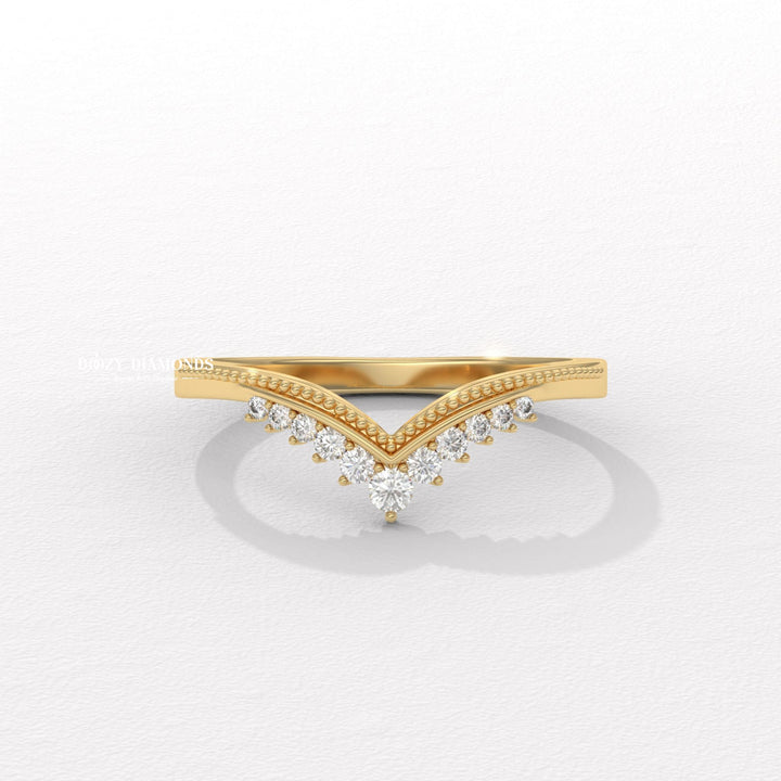 Milgrain Wedding Band in Yellow Gold with Curved Design