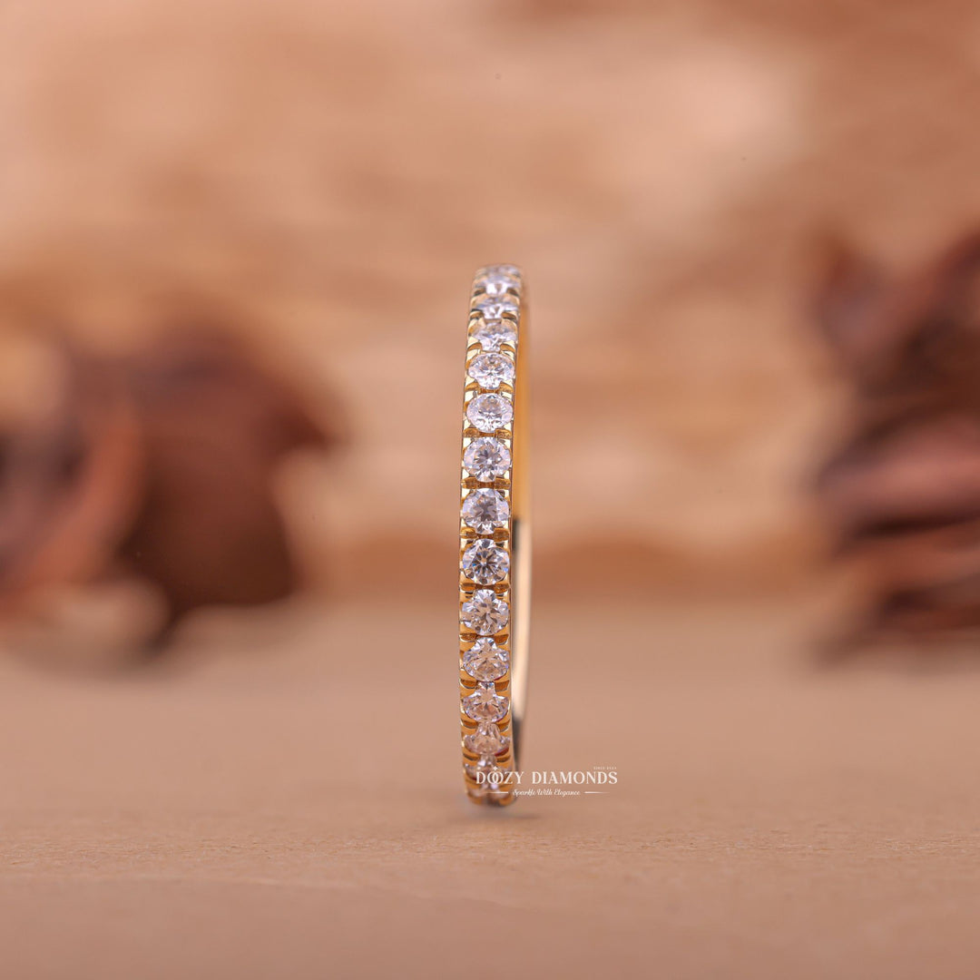 Alluring diamond wedding band, Captivating diamond wedding band, Fascinating diamond wedding band, Dreamy diamond wedding band
