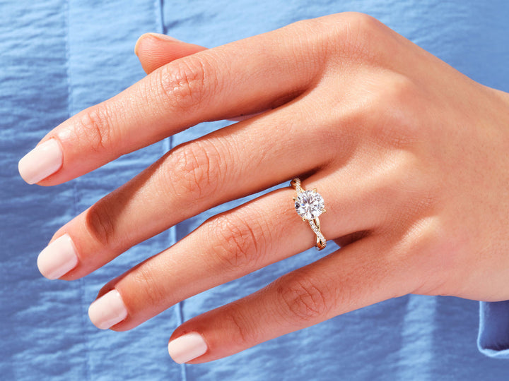 1.0CT Round Cut Twist Lab Grown Diamond Engagement Ring For Her