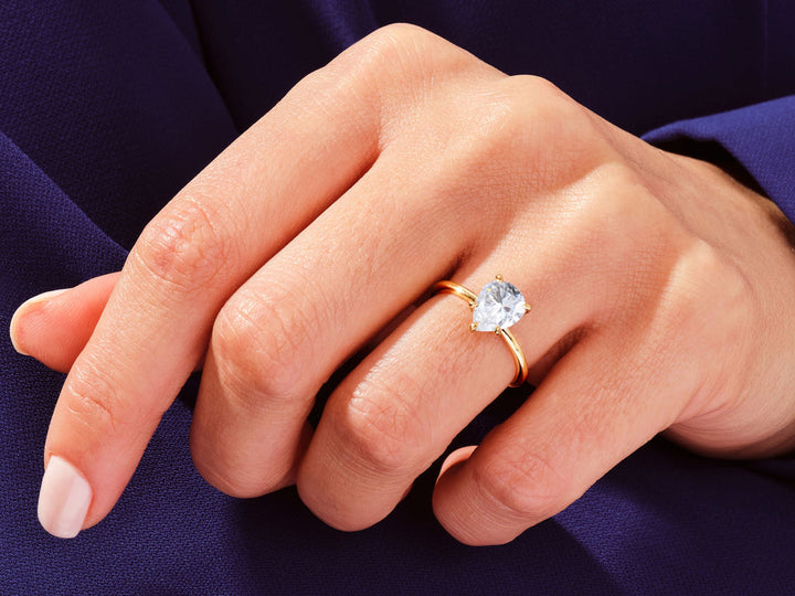 2.0CT Pear Cut Solitaire Lab Grown Diamond Engagement Ring For Her