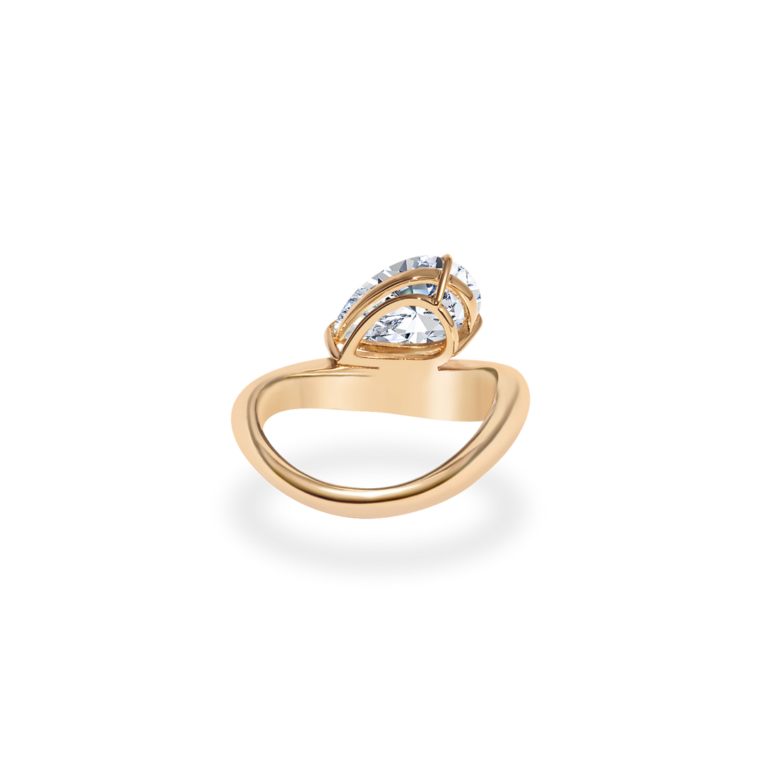 1.0CT-2.0CT Pear Cut Lab Grown Diamond Wave Dome Engagement Ring for Her