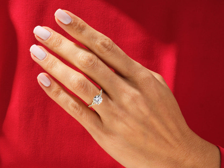 1.0CT Round Cut Twist Lab Grown Diamond Engagement Ring For Her