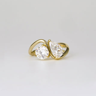 1.0CT-2.0CT Pear & Round Cut Lab Grown Diamond Engagement Ring